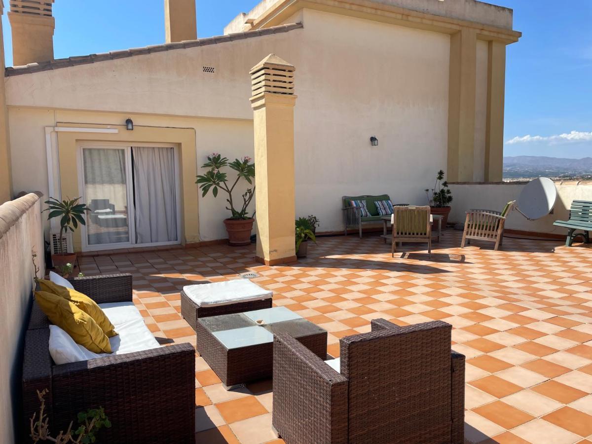 Апартаменты Atico Baviera Golf-Playa Калета-де-Велес Экстерьер фото