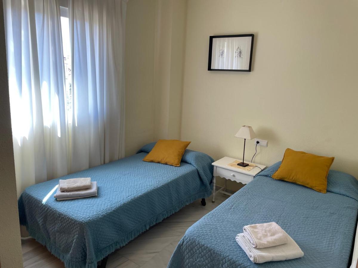 Апартаменты Atico Baviera Golf-Playa Калета-де-Велес Экстерьер фото
